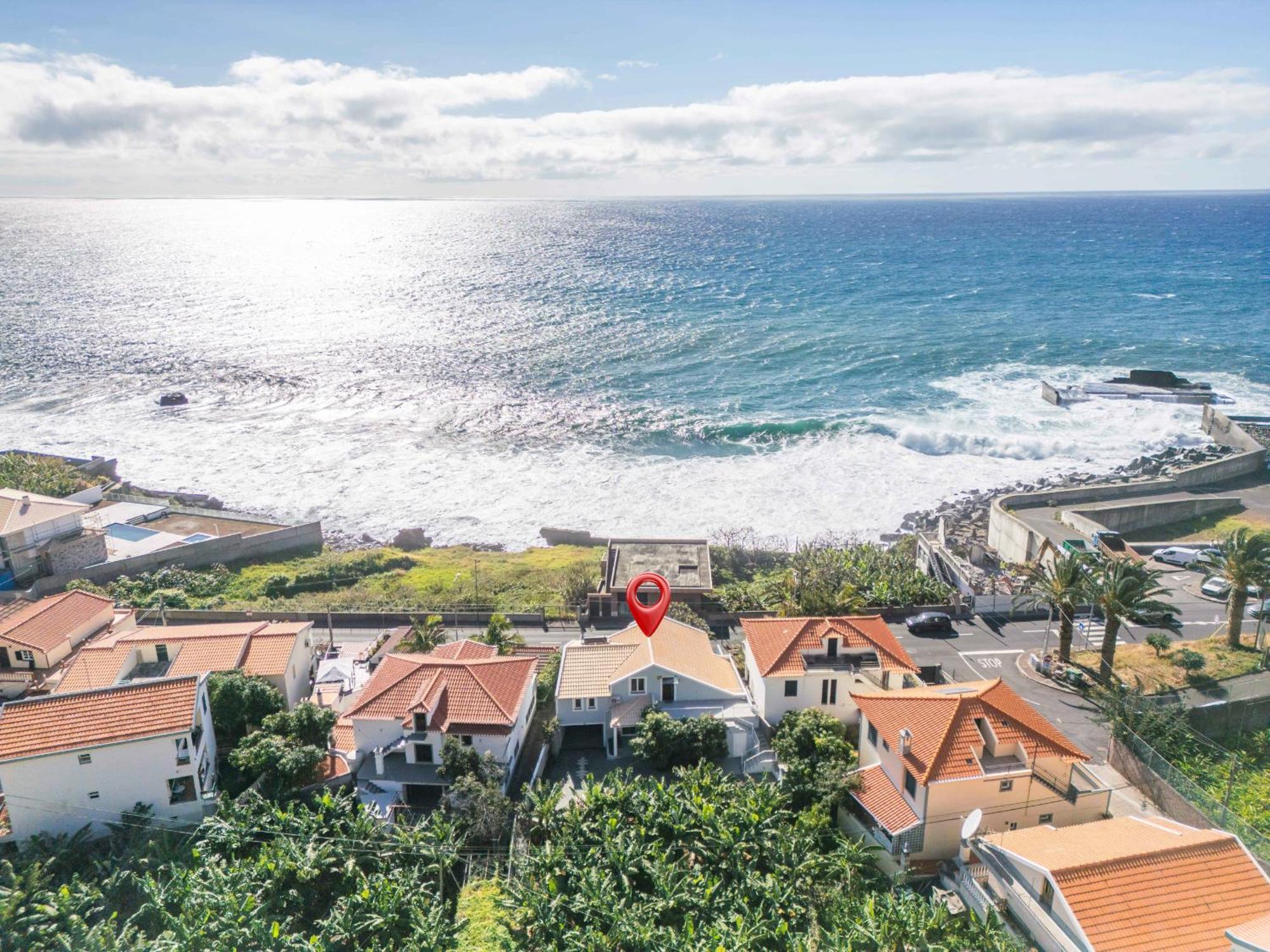 Apartment Coastal Charm By Madeira Sun Travel *
